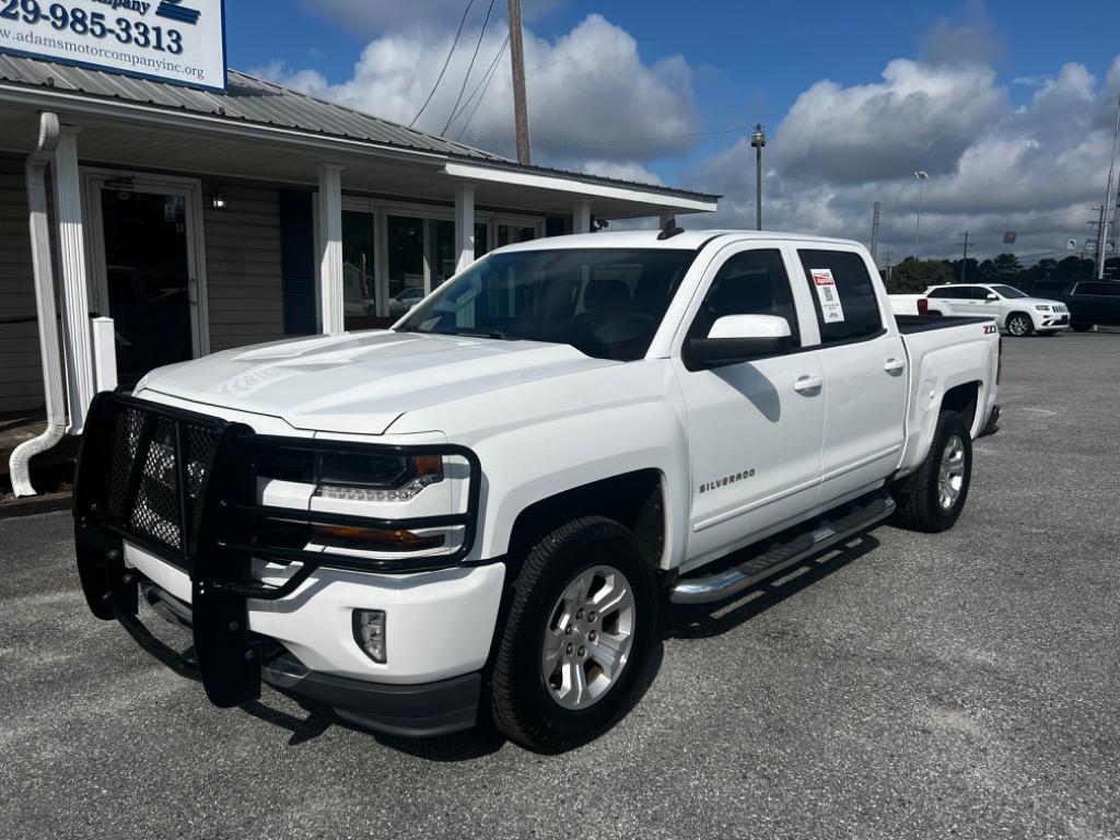 2018 Chevrolet Silverado 1500 LT photo 2