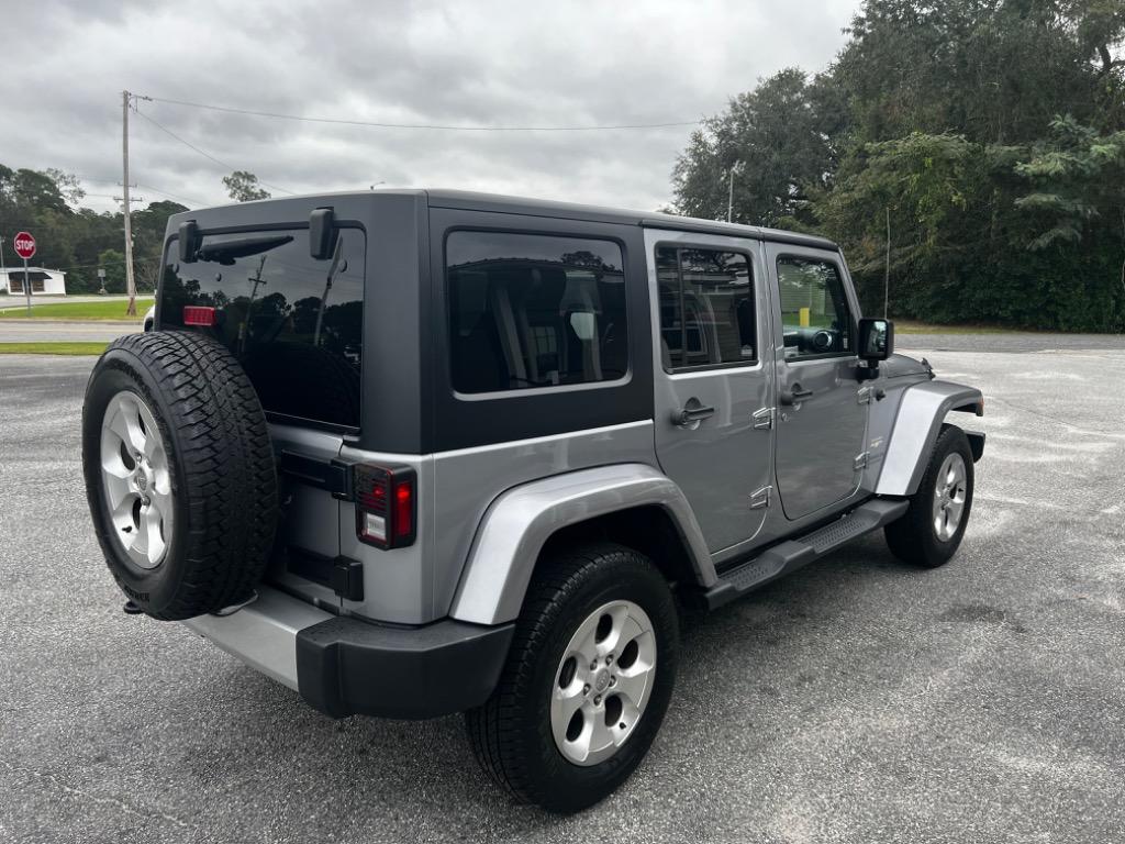 2014 Jeep Wrangler Unlimited null photo 6