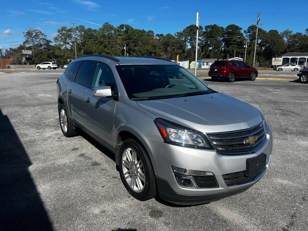 2014 Chevrolet Traverse 1LT photo 4