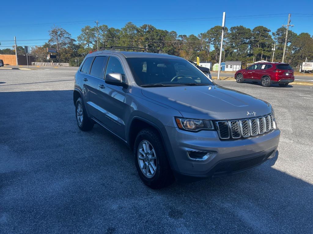 2018 Jeep Grand Cherokee Laredo E photo 4