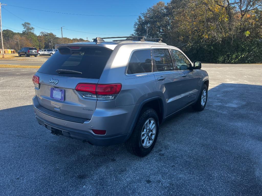 2018 Jeep Grand Cherokee Laredo E photo 6