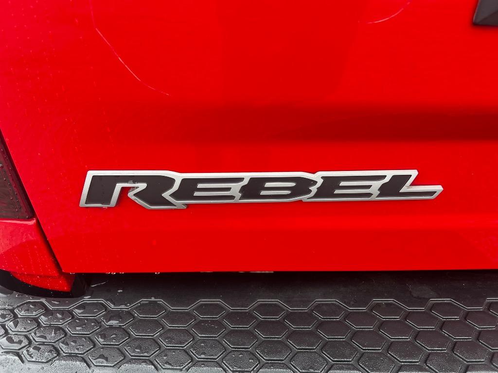 2016 RAM Ram 1500 Pickup Rebel photo 8