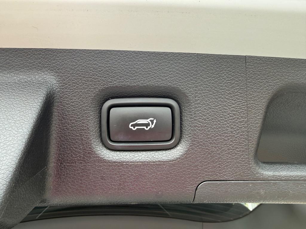 2022 Hyundai Santa Fe SEL - Photo 10