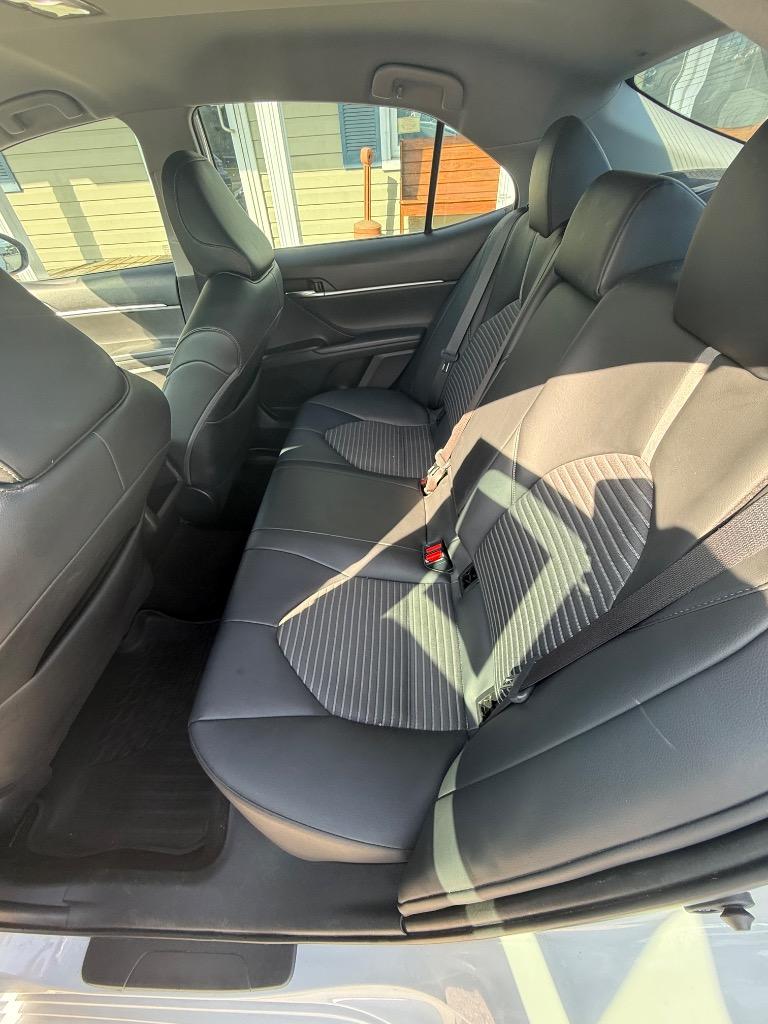 2022 Toyota Camry SE - Photo 11